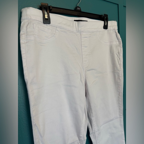 1822 Denim White Skinny Pull On Jeans Size 12 - Picture 2 of 5